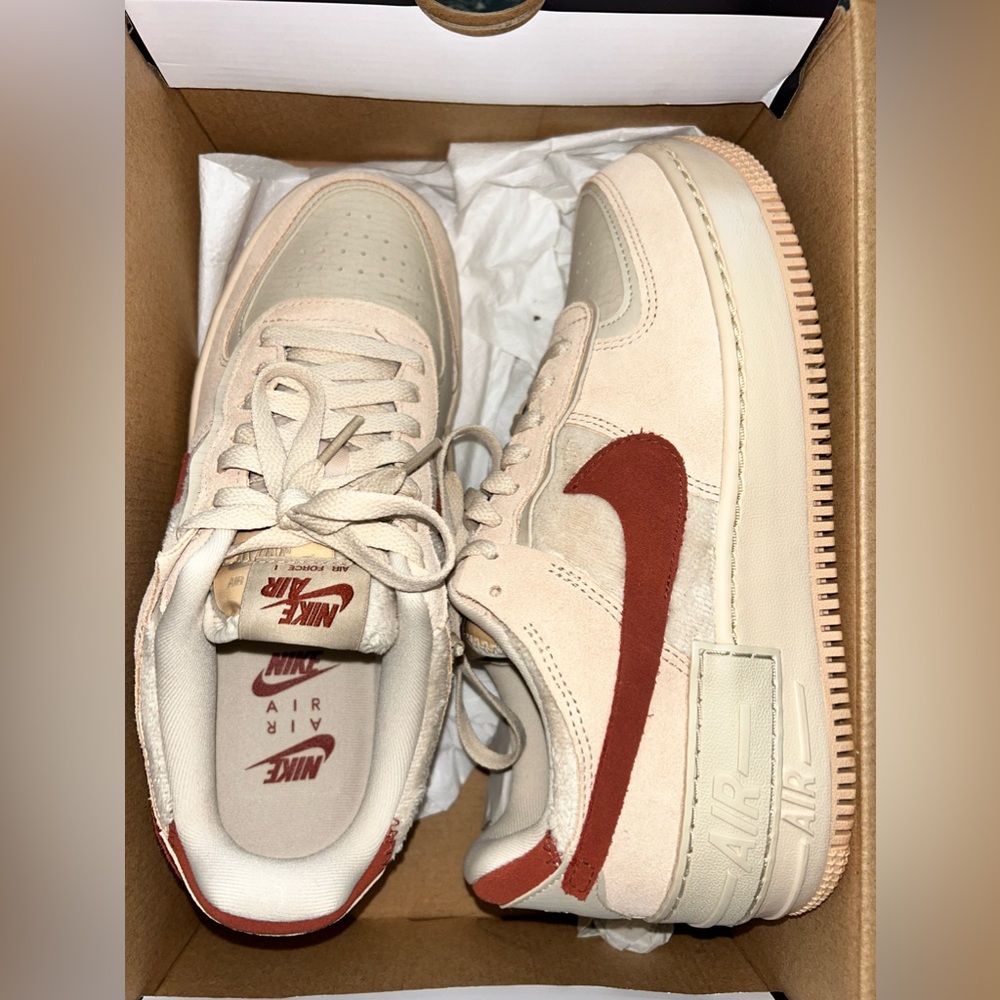 Nike Air Force 1 tennis shoes